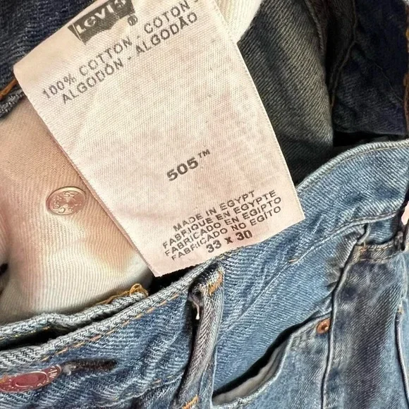 Levi’s 505 Jeans - Picture 7 of 7